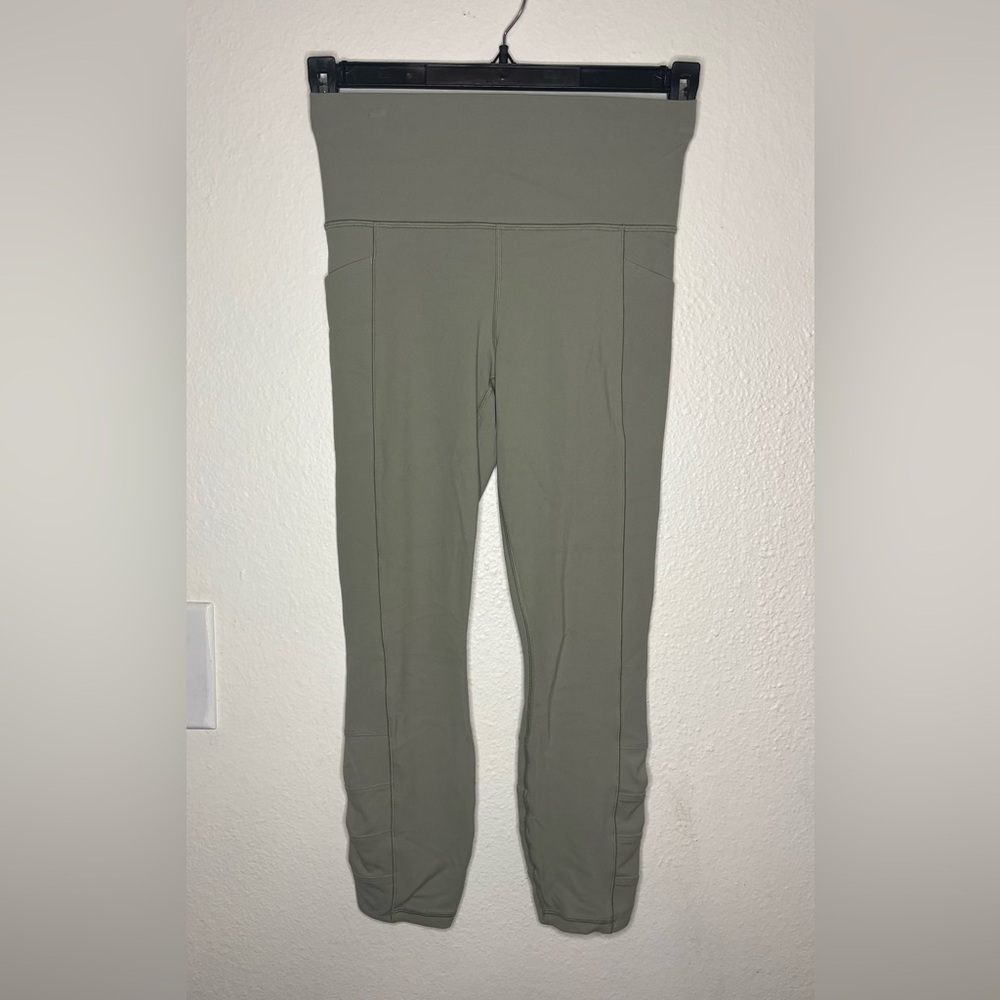 Athleta Salutation Stash Pocket II Cinch 7/8 Leggings - Sage Green | Size S